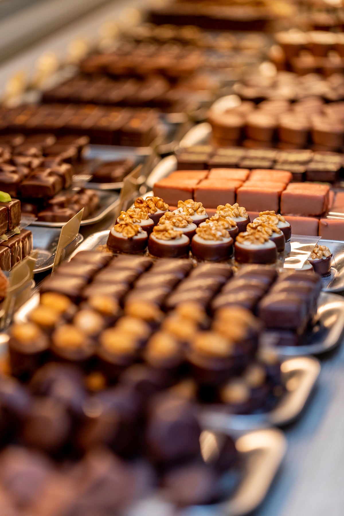 Where to buy sale swiss chocolate online